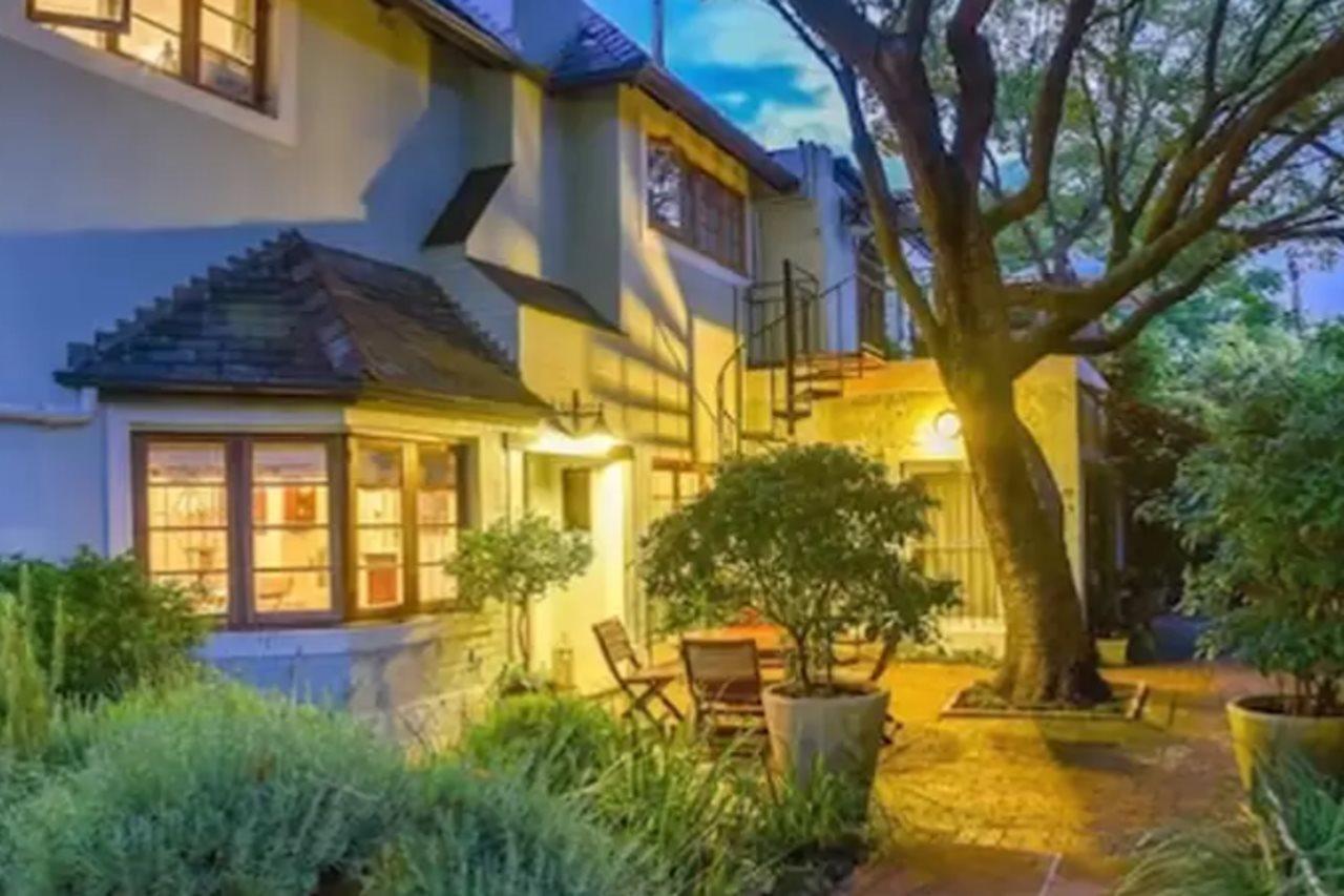 Guest house Hedge House 4*